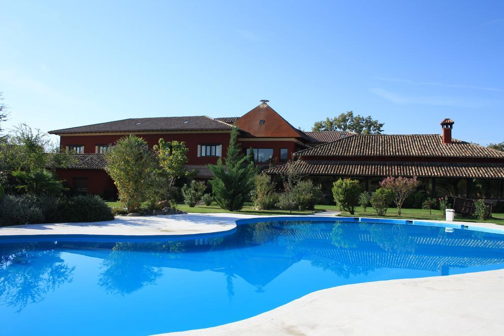 Hotel El Mirlo Blanco Candeleda Extérieur photo